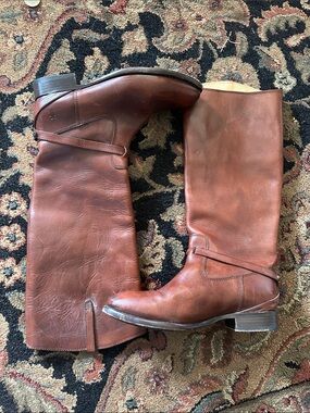 Frye Lindsay plate Tall Leather Riding Boots in Cognac Brown